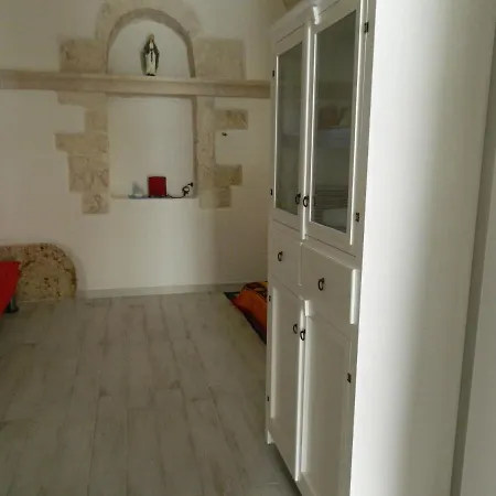 Un Cuore Due Capanne N 14 Ceglie Messapica